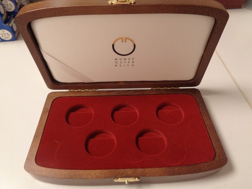 ÖSTERREICH 2008 2012 - Sammelbox für 5 x 100 Euro in Gold - KRONE DER HABSBURGER - Bild 2 von 4