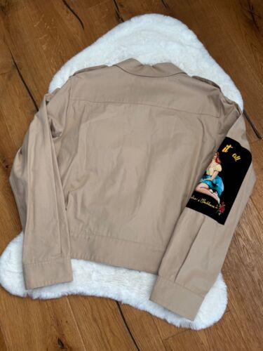 Dolce & Gabbana Hombre Caqui Beige Chaqueta Niña Estampado Bet It All Talla M RUNWAY - Imagen 15 de 23