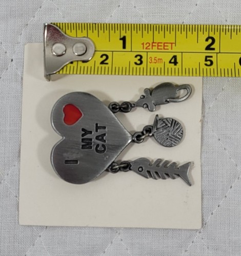 GCI Brosche Anstecknadel I love My Cat Vintage Zinn mit Garn Fisch Maus Baumeln Charms - Bild 13 von 14