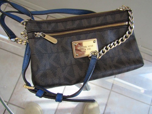 Braccialetto grande firma Michael Kors monogramma in pelle marrone/blu - Foto 4 di 4