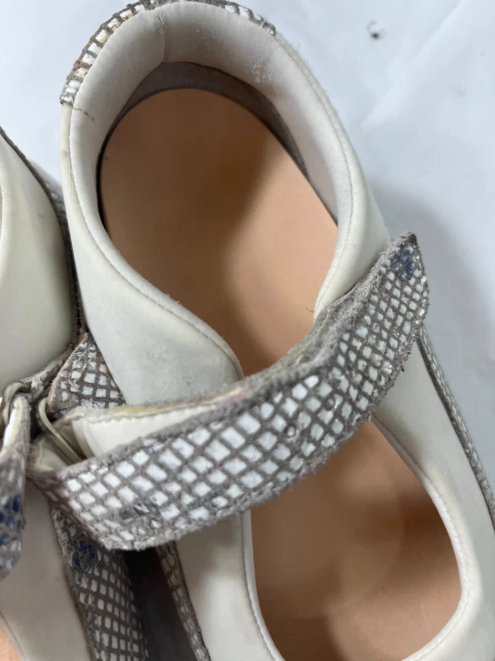 Zapatos Ortopédicos Drew Rose Maryjanes Confort Estampado Floral Talla 6 W Foto 2 de 4