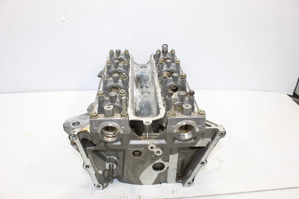 2003 BMW K1200GT оригинальная головка блока цилиндров 11121464889 - Изображение 2 из 4