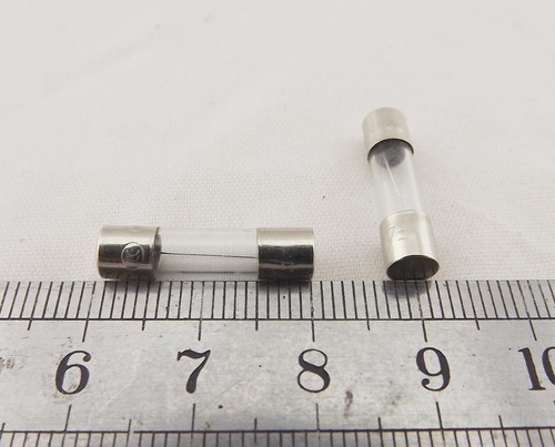 10 piezas fusible de tubo de vidrio 5 mm x 20 mm F40mA 40 mA 0,04 amperios F0,04A 250 V soplo rápido rápido rápido - Imagen 2 de 8