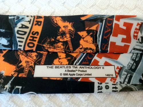NECK TIE - THE BEATLES TM: ANTHOLOGY ll RALPH MARLIN 1996 Made in USA MENS - Picture 7 of 8