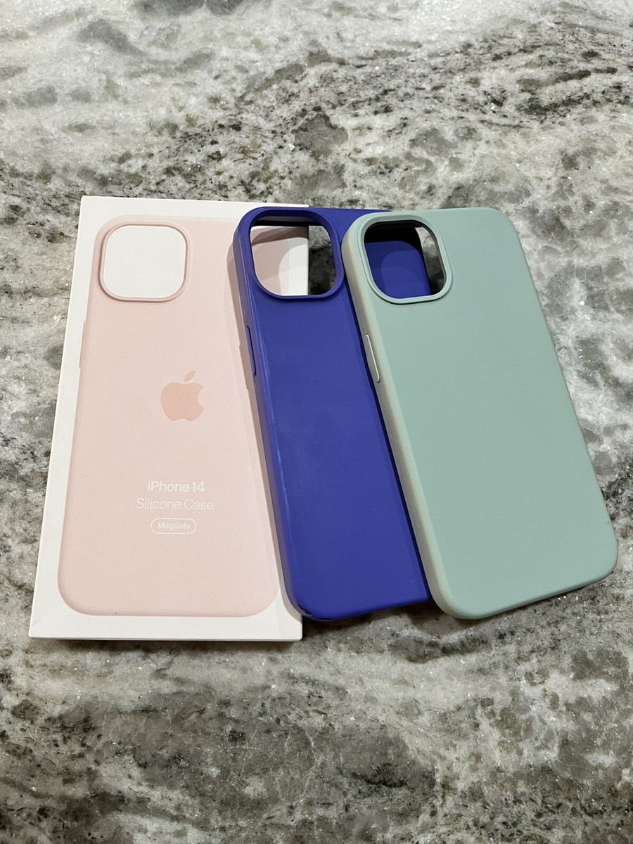 Apple Silicone Case with MagSafe for iPhone 13 - Chalk Pink