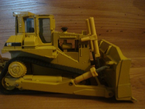 NZG Caterpillar CAT D9N Hydrailic Excavator 1:50 Diecast Bulldozer - Bild 7 von 13