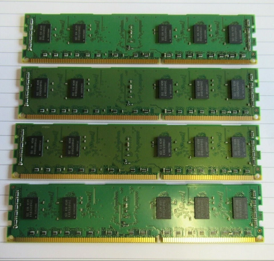Samsung M393B5773CH0-CH9 8GB (4x2GB) PC3-10600 DDR3-1333MHz ECC CL9 240P Memory - Image 2 of 3