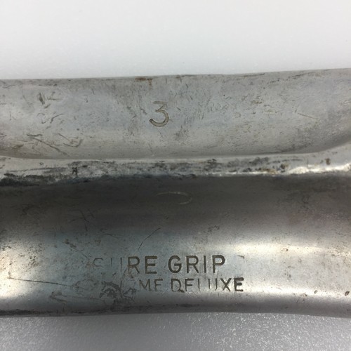 Set of 2 Sure-Grip Supreme Deluxe L & R Skate Plates Size 3 Used Skate Parts - Picture 10 of 10