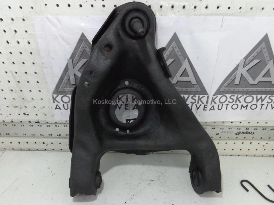 Brazo de control inferior delantero izquierdo Chevy S10 GMC Sonoma 1998 lado del conductor Foto 2 de 4