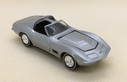 JOHNNY LIGHTNING ~~ 1968 '68  CHEVY CORVETTE COUPE - Picture 1 of 10
