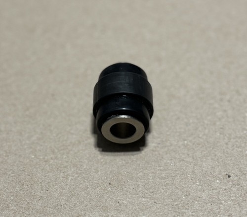 2017-2023 Can-Am Maverick X3 Turbo Max R OEM Rear Radial Knuckle Joint 706004843 - Picture 3 of 3