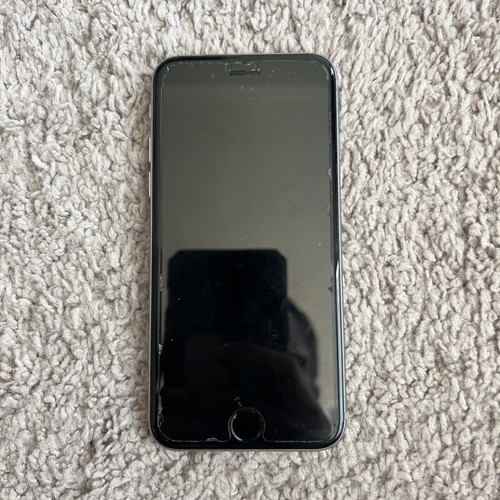 Apple iPhone 6s - 64GB - Silver (Unlocked) A1688 (CDMA + GSM) - Picture 2 of 8