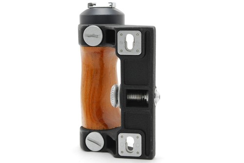 【N MINT+++】ASAHI Pentax 6x7 67 Hot Shoe Wood Hand Grip From JAPAN - Picture 5 of 12