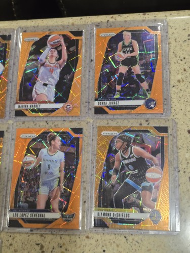 2024 WNBA Prizm 29 Card Orange Velocity Vet Lot - Picture 11 of 12