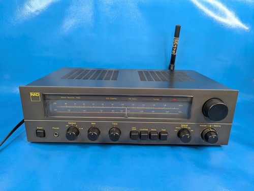 Vintage NAD 7020 20W AM/FM Stereo Receiver 1980s Tested & Working - 第 1/13 張圖片