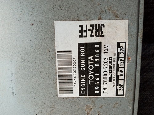 95 96 TOYOTA TACOMA 2.7L 3RZ-FE A/T 4WD 4X4 ENGINE COMPUTER ECU 89661-04060 - Foto 3 di 8