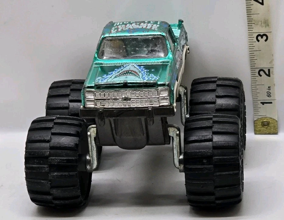 Vintage MAJORETTE Chevrolet Silverado 4X4 Monster Truck ECH 1:32 France Diecast - Image 2 of 4