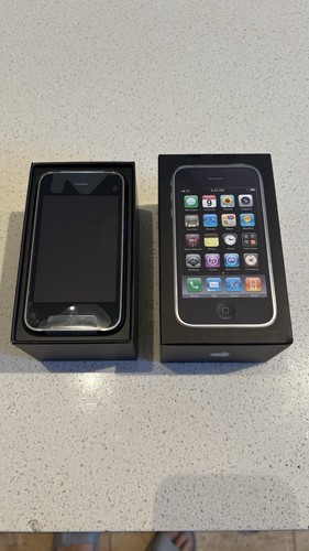 Apple iPhone 3GS - 32GB - Black (Unlocked) A1303 (GSM) (AU Stock) - Picture 1 of 4