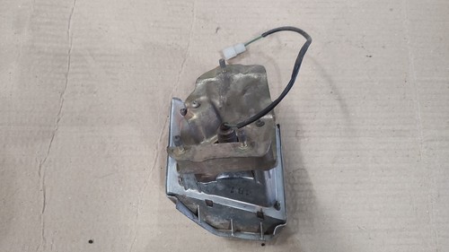 Toyota Celica ST GT RA21 Front Left Turn Signal Light 71 72 73 74 - Picture 5 of 5