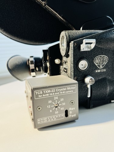 ARRI Arriflex 16mm 16M Camera Kit - 4 Mags, Crystal Sync Time Lapse Motors 16SR - Picture 7 of 12