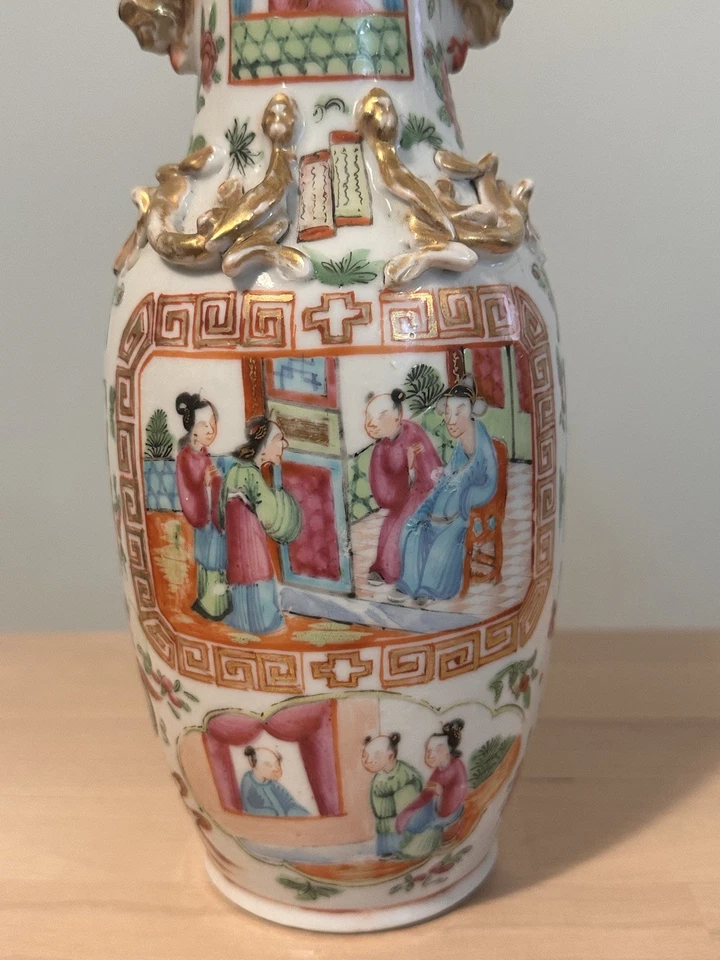 Qing Dynasty Guangcai Porcelain Vase - Figures, Dragons & Animal Handles - Image 4 of 4