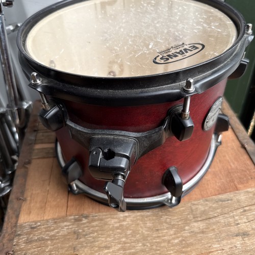 Versandkostenfrei. Mapex Horizon 10" Tom Drum. Burgunder Lackierung. 10x7,5" - Bild 8 von 13