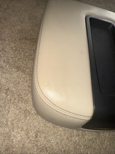 2008-2013 Silverado Sierra Tahoe Denali Center Console Lid Armrest Arm Rest Tan - Picture 2 of 9