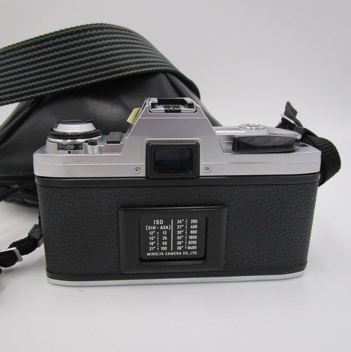Minolta X-370 fotocamera reflex pellicola 35 mm con obiettivo f1.7 50 mm non testata - Foto 4 di 7