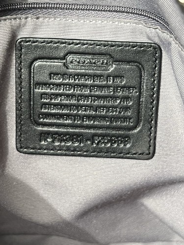 Bolso de hombro Coach Peyton Jordan de cuero con doble cremallera negro F25669 - Imagen 14 de 18