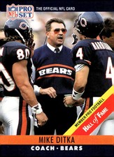 1990 Pro Set #59a Mike Ditka Larger HOF print in banner on front