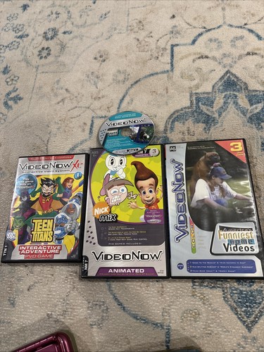 2 Video Now XP Video Players with 4 Discs UNTESTED NO POWER READ DES PINK & BLUE - Picture 10 of 15
