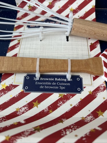 The Bakeshop Fourth of July 3 pc Brownie Baking Set Heavy Gauge Steel Non-Stick - Picture 2 of 9