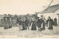 FINISTERE  C.M.C.B  danses Bretonnes