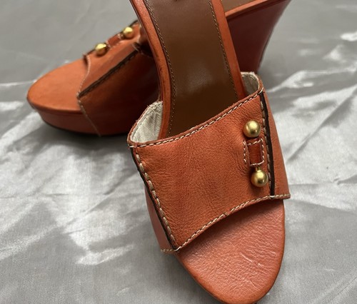 Max Studio Leather Stacked Heel Slide Shoe Sandals Size 7M - Picture 2 of 16