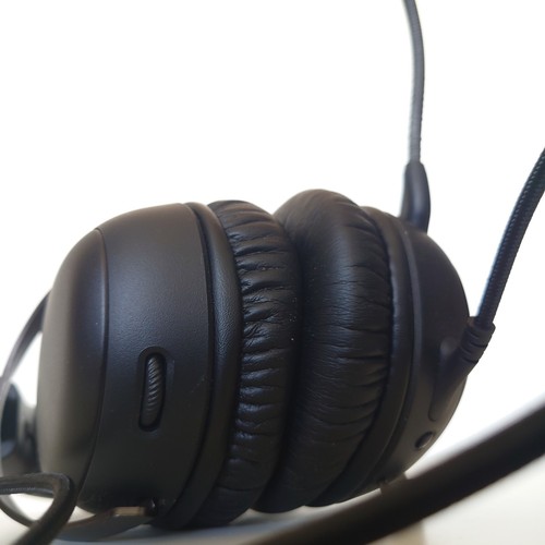 HyperX Cloud II Gaming Headset Wired with Mic – Excellent Condition - Picture 5 of 10
