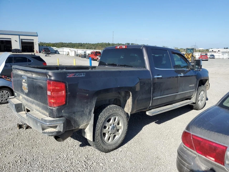 Faro conductor bisel cromado para camioneta SILVERADO 2500 15-19 5248029 Foto 4 de 4