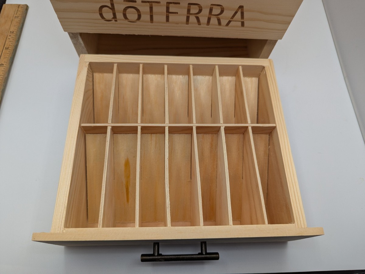 doTERRA エッセンシャルオイル3点＆ウッドケース Wooden Storage Box DoTerra Essential Oil 3 Levels 50+