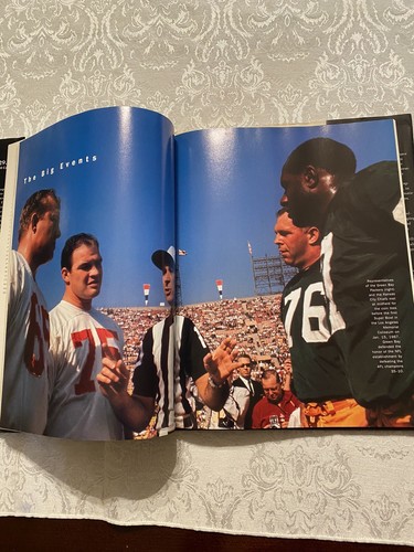 Libro de fotos Sports Illustrated Greatest tapa dura con cubierta de Michael Jordan - Imagen 5 de 12