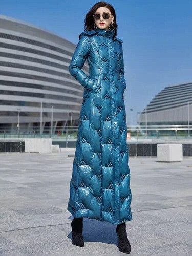 Abrigo cálido ultra largo de plumón de pato azul para mujer invierno con capucha calce ajustado de algodón - Imagen 2 de 21