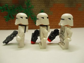 (O3/12) Lego STAR WARS sw0701 &sw0875 First Order Snowtrooper 75184