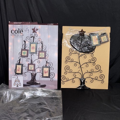 Cole Street Picture Frame Christmas Tree  with 6 Hanging Photo Frames - Picture 23 of 24