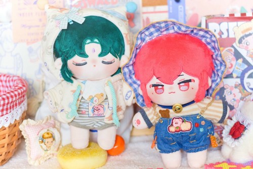 In Stock Anime Genshin Impact Xiao Diluc 20 cm Peluche Vestire Bambola Giocattolo Regalo Natale - Foto 4 di 11