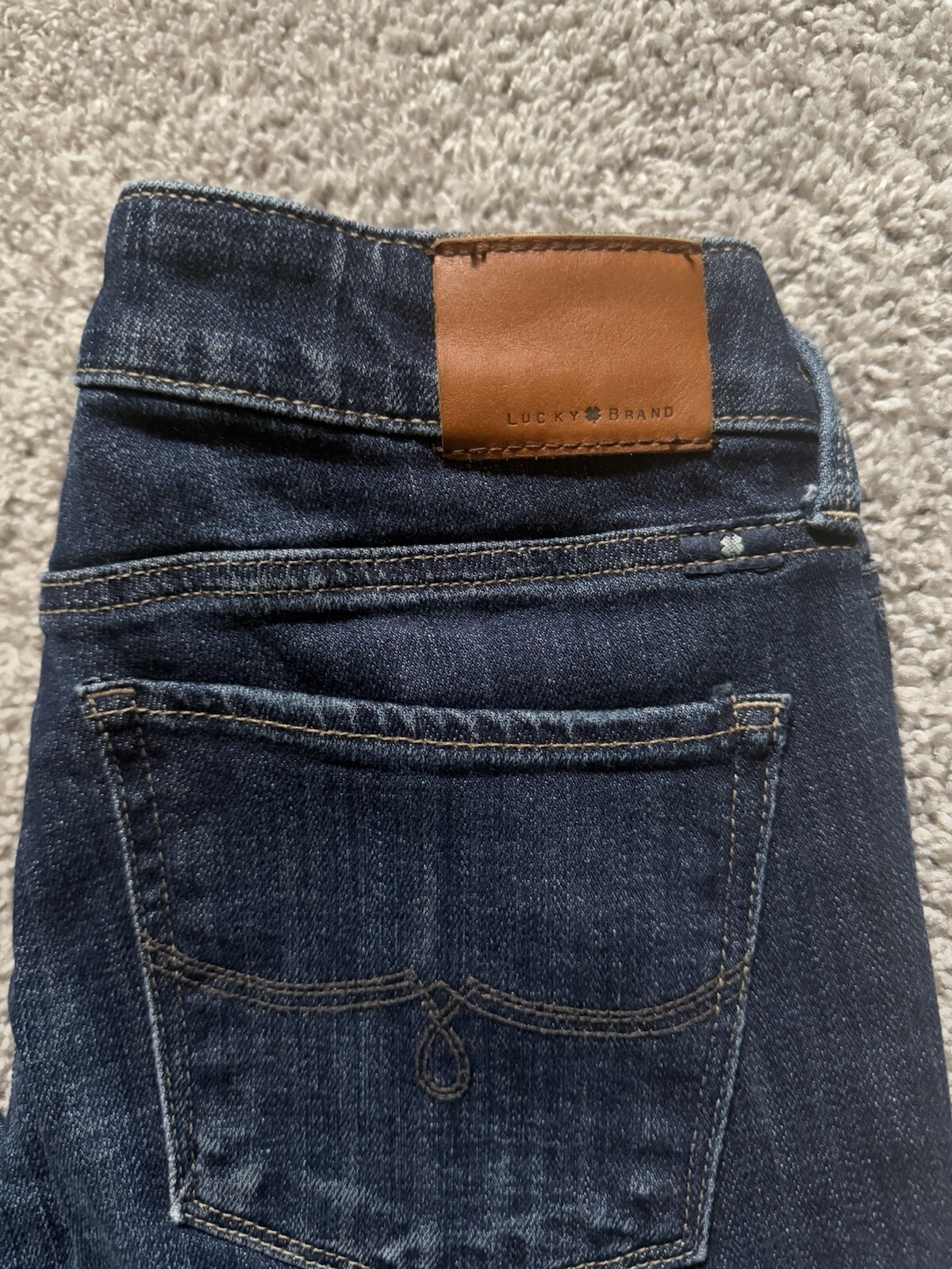 Picture 2 of 9