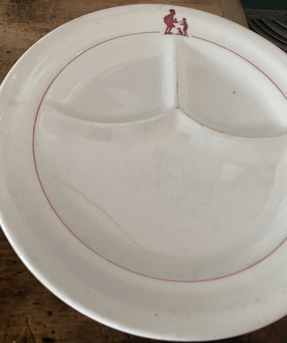 5 VINTAGE CARIBE CHINA PIE MAN HOWARD JOHNSON’S GRILL PLATES PUERTO RICO, 1950s - Picture 5 of 11