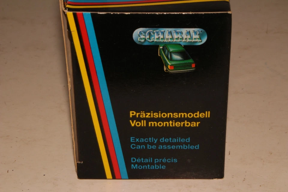 Schabak 德国制造,大众 Polo Coupe 1: 43 比例盒装亮红色 — 第 4/4 张图片