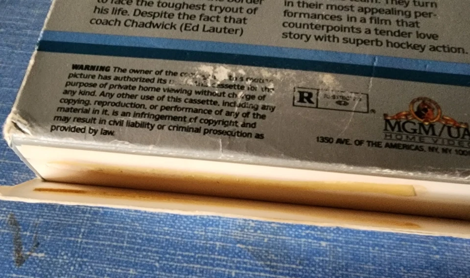 YOUNGBLOOD PATRICK SWAYZE ROB LOWE KEANU REEVES VHS BIG BOX 1986 1ST ED 1986 MGM Foto 3 de 4