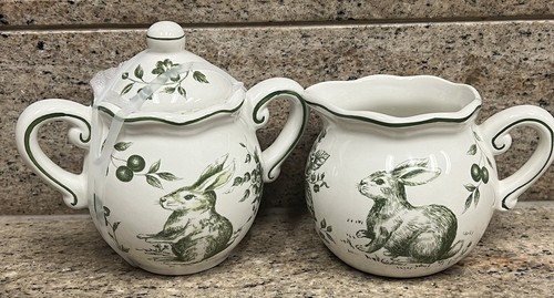 Maxcera Green Bunny Rabbit Toile Creamer And Sugar Bowl With Lid