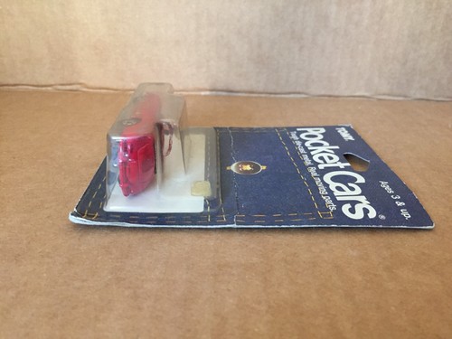 TOMY POCKET CAR PORSCHE 356 RED SPEEDSTER 1:59 DIE-CAST 1986 SEALED ON CARD - Picture 4 of 5
