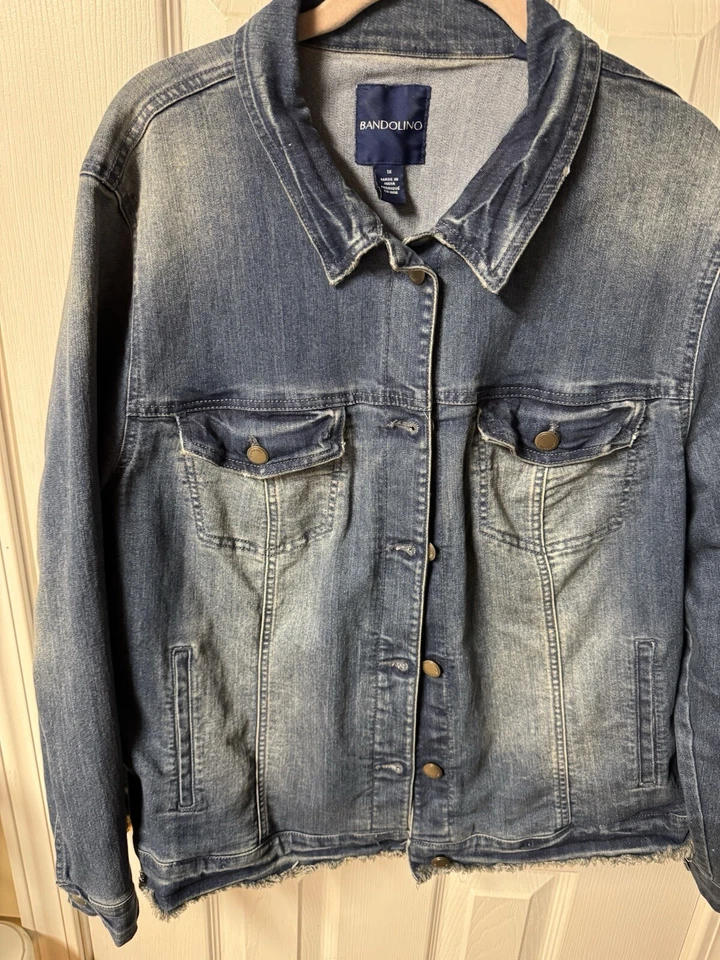 Chaqueta vaquera elástica Bandolino Sarah Denim talla 1x Foto 2 de 4