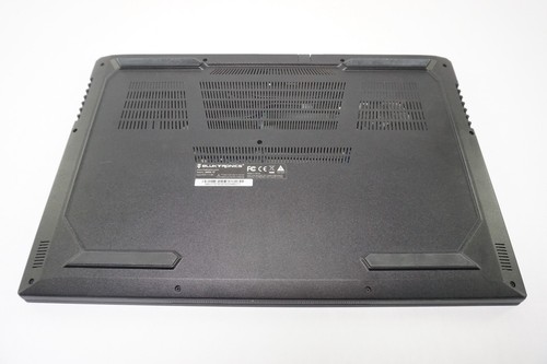 Eluktronics MAX-17 17.3" 144Hz i7-10875H 2.3GHz 64GB RAM 2TB SSD RTX 2070 - Picture 8 of 8